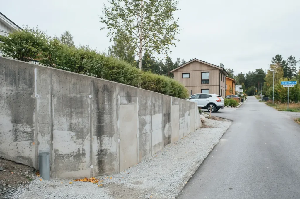 keminjektering och betongsprutning av sprucken st dmur i brunna kungs ngen